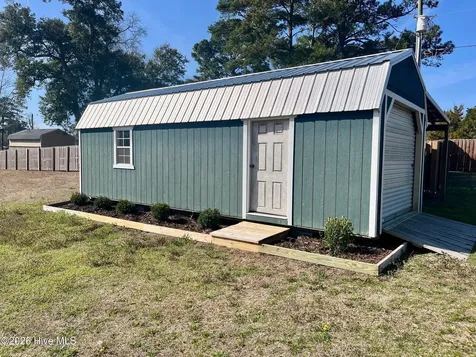 266 Ennett Lane Sneads Ferry NC 28460