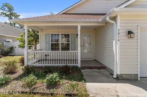 5014 N Hampton Drive SE Southport NC 28461