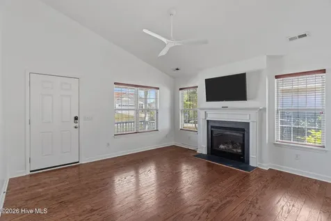 5014 N Hampton Drive SE Southport NC 28461