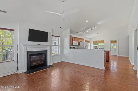 5014 N Hampton Drive SE Southport NC 28461