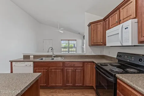 5014 N Hampton Drive SE Southport NC 28461