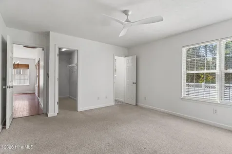 5014 N Hampton Drive SE Southport NC 28461