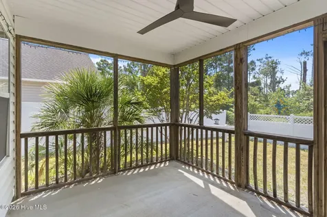 5014 N Hampton Drive SE Southport NC 28461