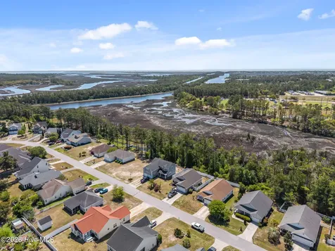5014 N Hampton Drive SE Southport NC 28461