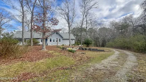21900 Us Highway 17 Hampstead NC 28443