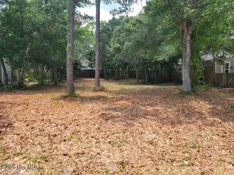 105 NE 22nd Street Oak Island NC 28465