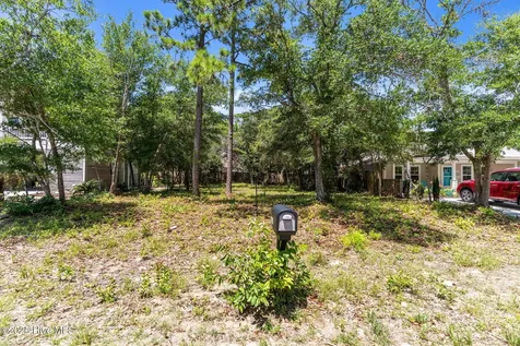 105 NE 22nd Street Oak Island NC 28465