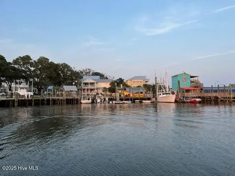 105 NE 22nd Street Oak Island NC 28465