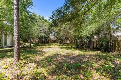 105 NE 22nd Street Oak Island NC 28465