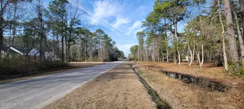 429 Hardy Road Newport NC 28570