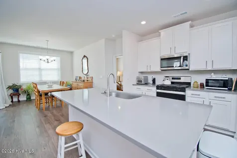 1001 Alizarin Lane New Bern NC 28562