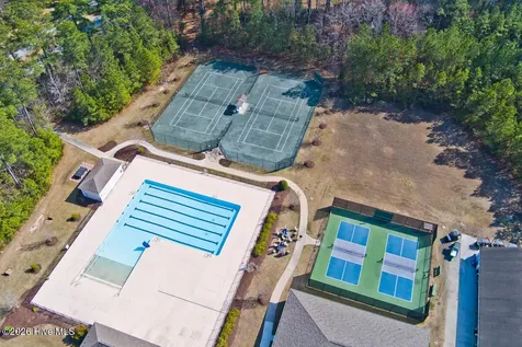 1001 Alizarin Lane New Bern NC 28562