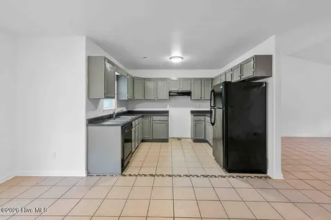 381 Nc Highway 172 Hubert NC 28539