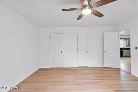 381 Nc Highway 172 Hubert NC 28539