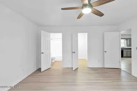 381 Nc Highway 172 Hubert NC 28539