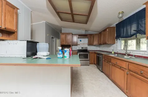 210 Creek Bank Drive New Bern NC 28560