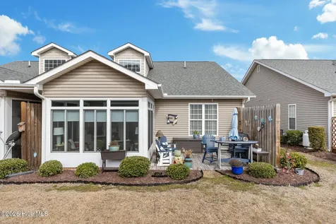 505 Village Green Drive Morehead City NC 28557