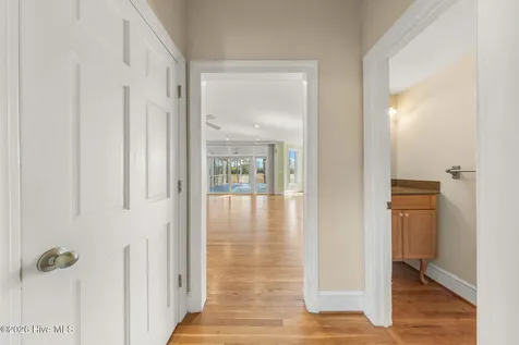 6465 Walden Pond Lane Southport NC 28461