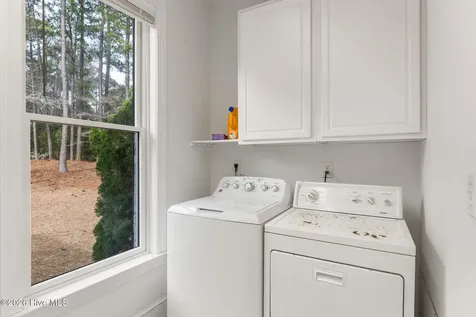 6465 Walden Pond Lane Southport NC 28461