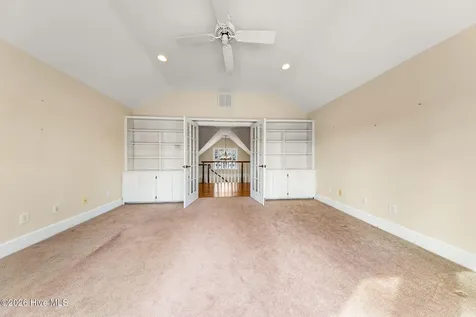 6465 Walden Pond Lane Southport NC 28461