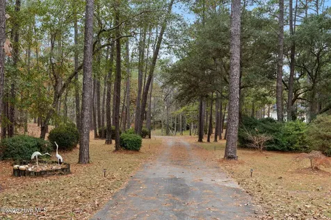 6465 Walden Pond Lane Southport NC 28461