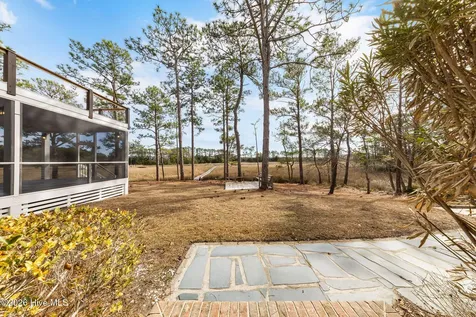 6465 Walden Pond Lane Southport NC 28461