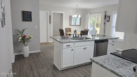 108 Willowbend Drive Burgaw NC 28425