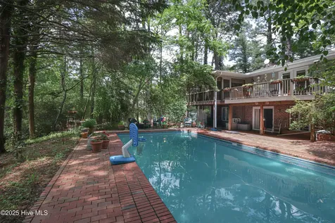1 Collett Lane Pinehurst NC 28374