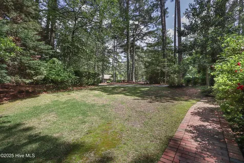 1 Collett Lane Pinehurst NC 28374