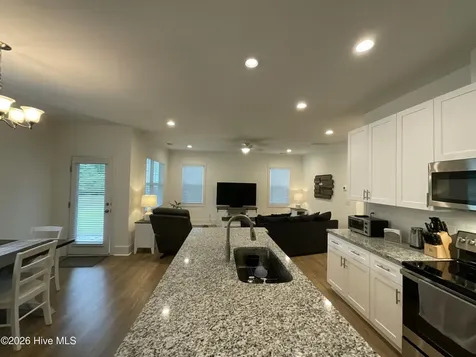 1425 Eco Circle Wilmington NC 28409