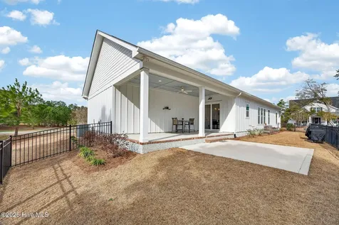 332 Cornubia Drive Castle Hayne NC 28429