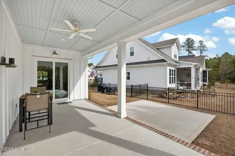 332 Cornubia Drive Castle Hayne NC 28429
