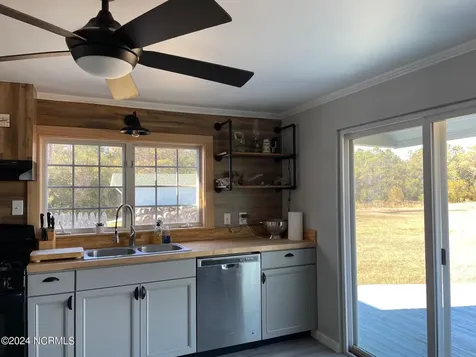 2524 Cedar Island Road Cedar Island NC 28520