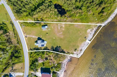 2524 Cedar Island Road Cedar Island NC 28520