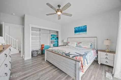 8020 8th Street Surf City NC 28445