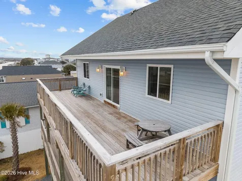 8020 8th Street Surf City NC 28445