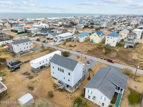 8020 8th Street Surf City NC 28445