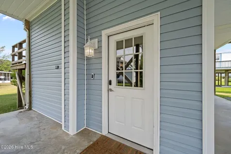 8020 8th Street Surf City NC 28445