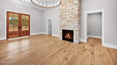 2827 Landing Circle Grimesland NC 27837