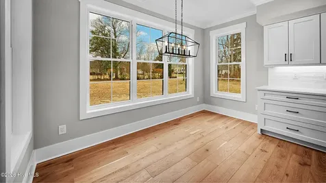 2827 Landing Circle Grimesland NC 27837