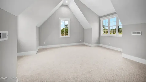2827 Landing Circle Grimesland NC 27837