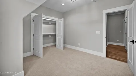 2827 Landing Circle Grimesland NC 27837