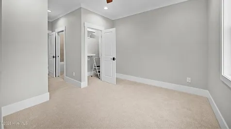 2827 Landing Circle Grimesland NC 27837