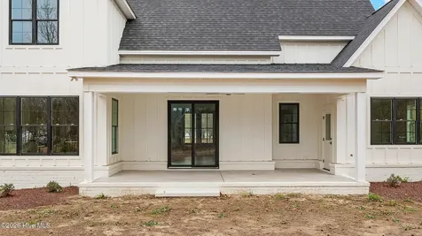 2827 Landing Circle Grimesland NC 27837