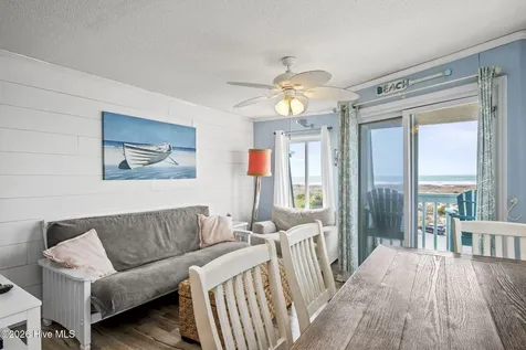 1904 E Fort Macon Road Atlantic Beach NC 28512