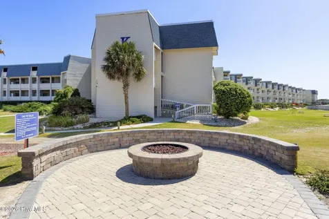 1904 E Fort Macon Road Atlantic Beach NC 28512