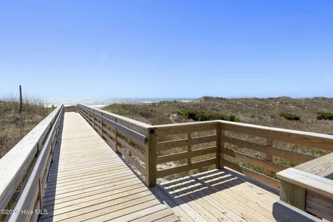 1904 E Fort Macon Road Atlantic Beach NC 28512