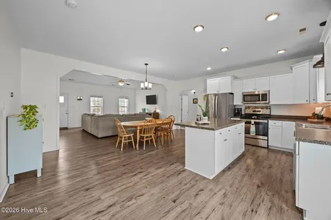 836 Queens Creek Road Hubert NC 28539