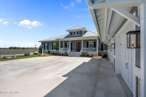 76 Soundside Drive Oriental NC 28571