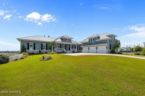 76 Soundside Drive Oriental NC 28571